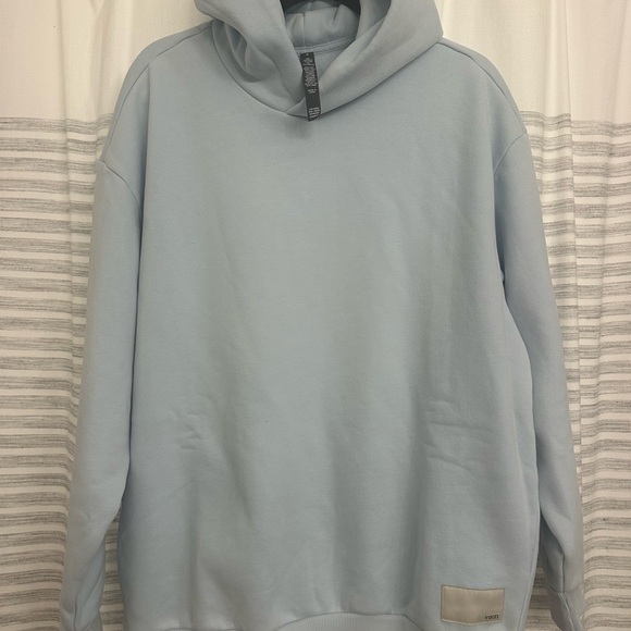 Vuori Sky Blue Women's Restore OS Hoddie - Light Mist size M - Picture 5 of 8